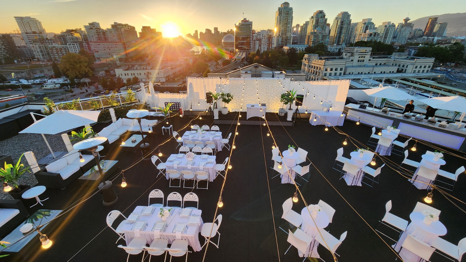 Sula rooftop event