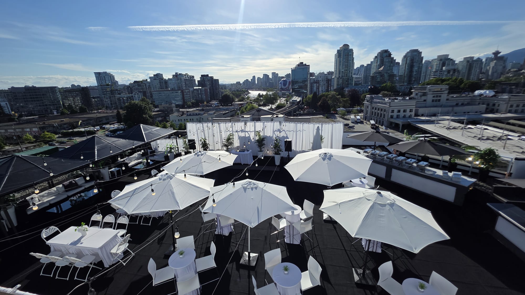 Sula rooftop event